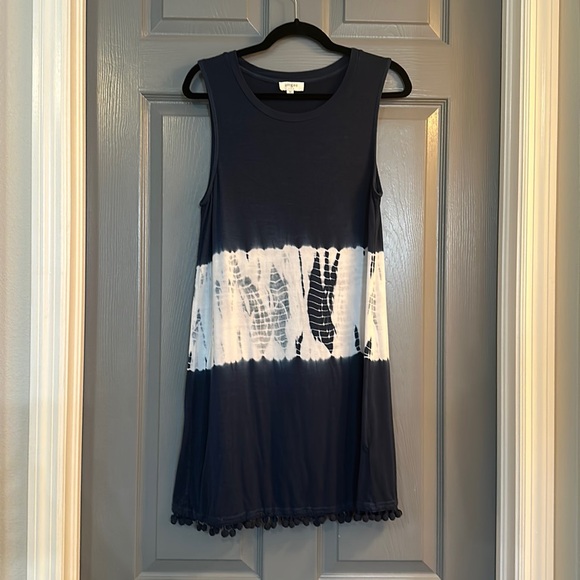 Umgee Dress Navy + Tie Dye size Medium - Picture 1 of 3